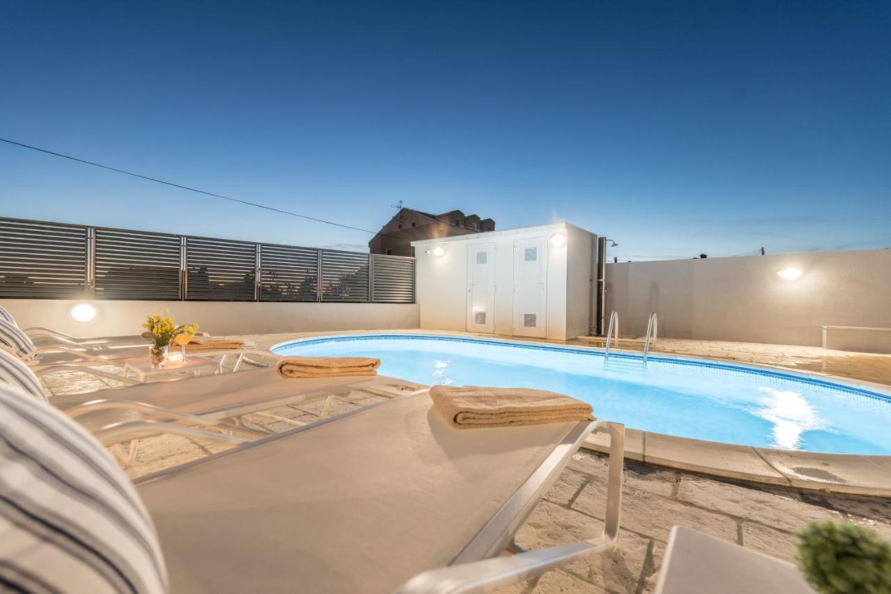 Villa Lena Luxury Apartments Novalja Eksteriør bilde