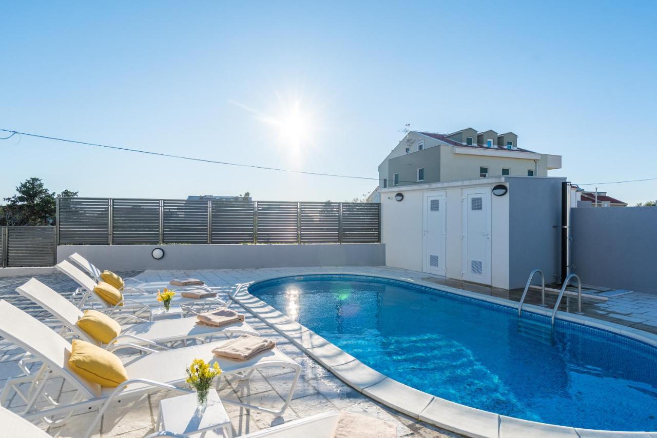 Villa Lena Luxury Apartments Novalja Eksteriør bilde
