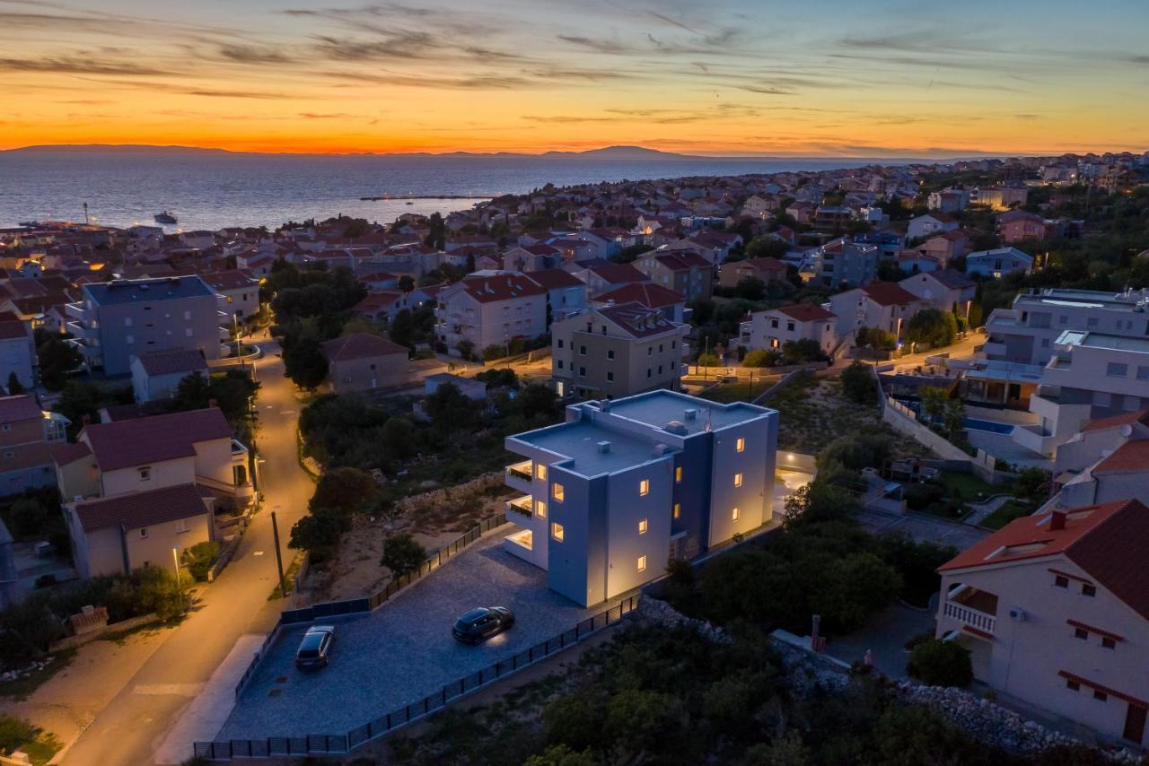 Villa Lena Luxury Apartments Novalja Eksteriør bilde