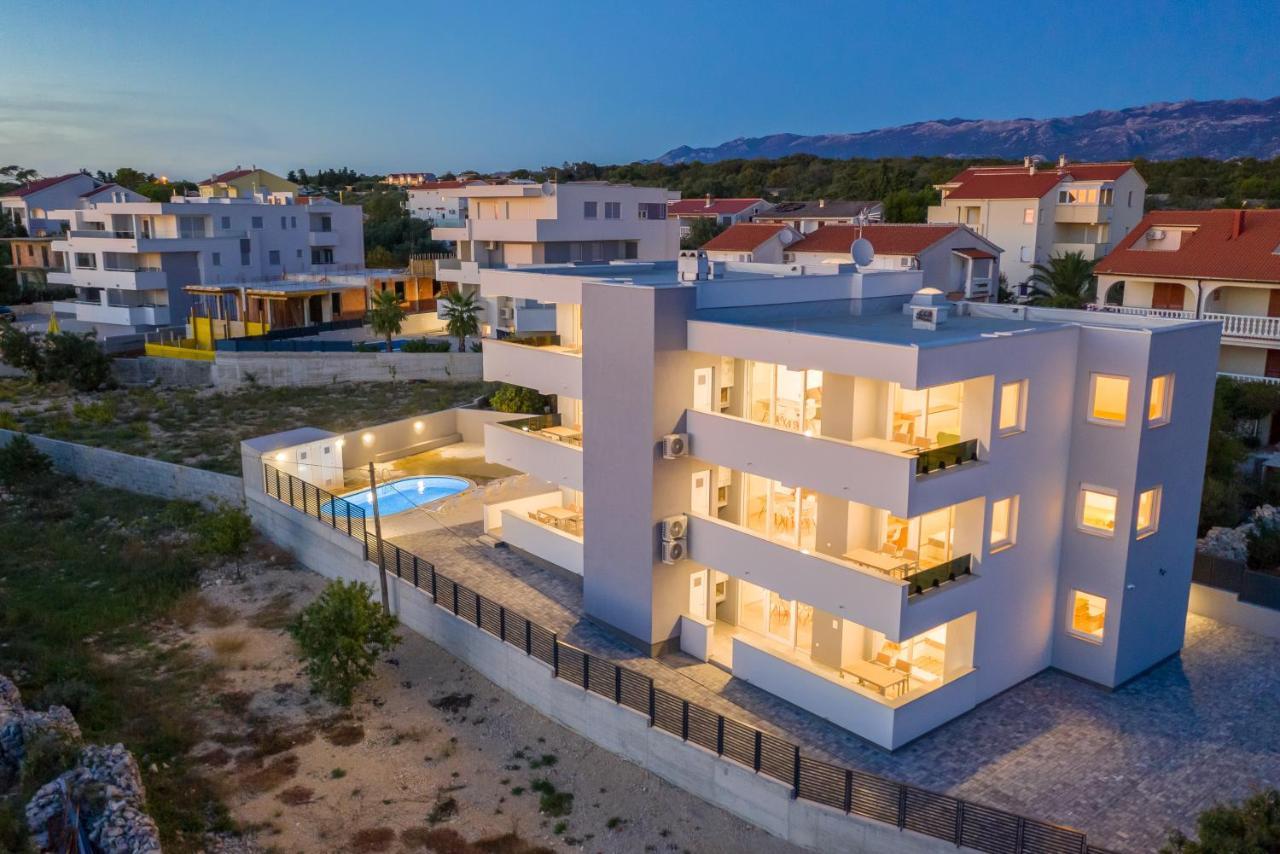 Villa Lena Luxury Apartments Novalja Eksteriør bilde