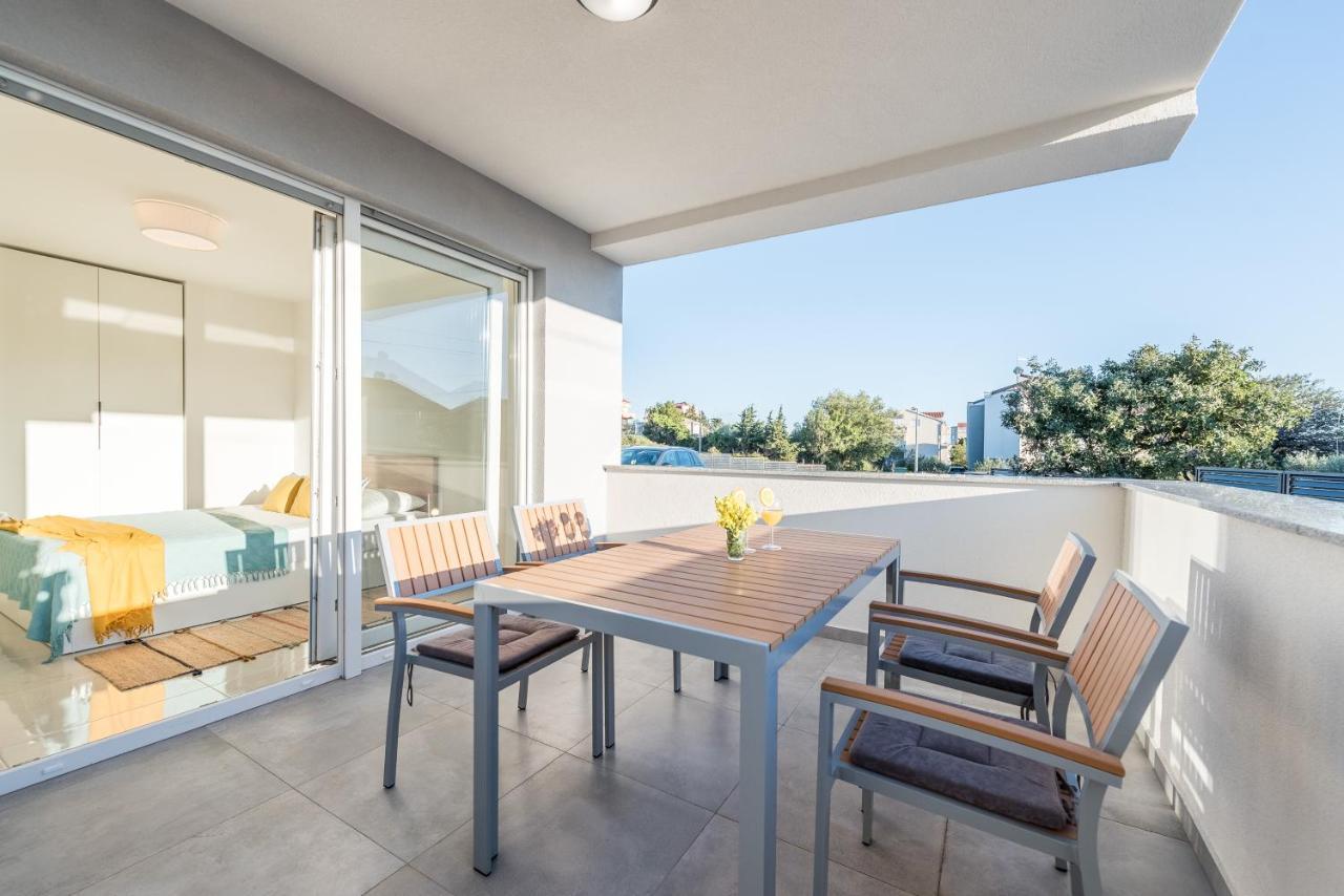 Villa Lena Luxury Apartments Novalja Eksteriør bilde