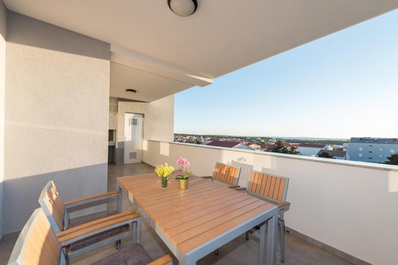 Villa Lena Luxury Apartments Novalja Eksteriør bilde