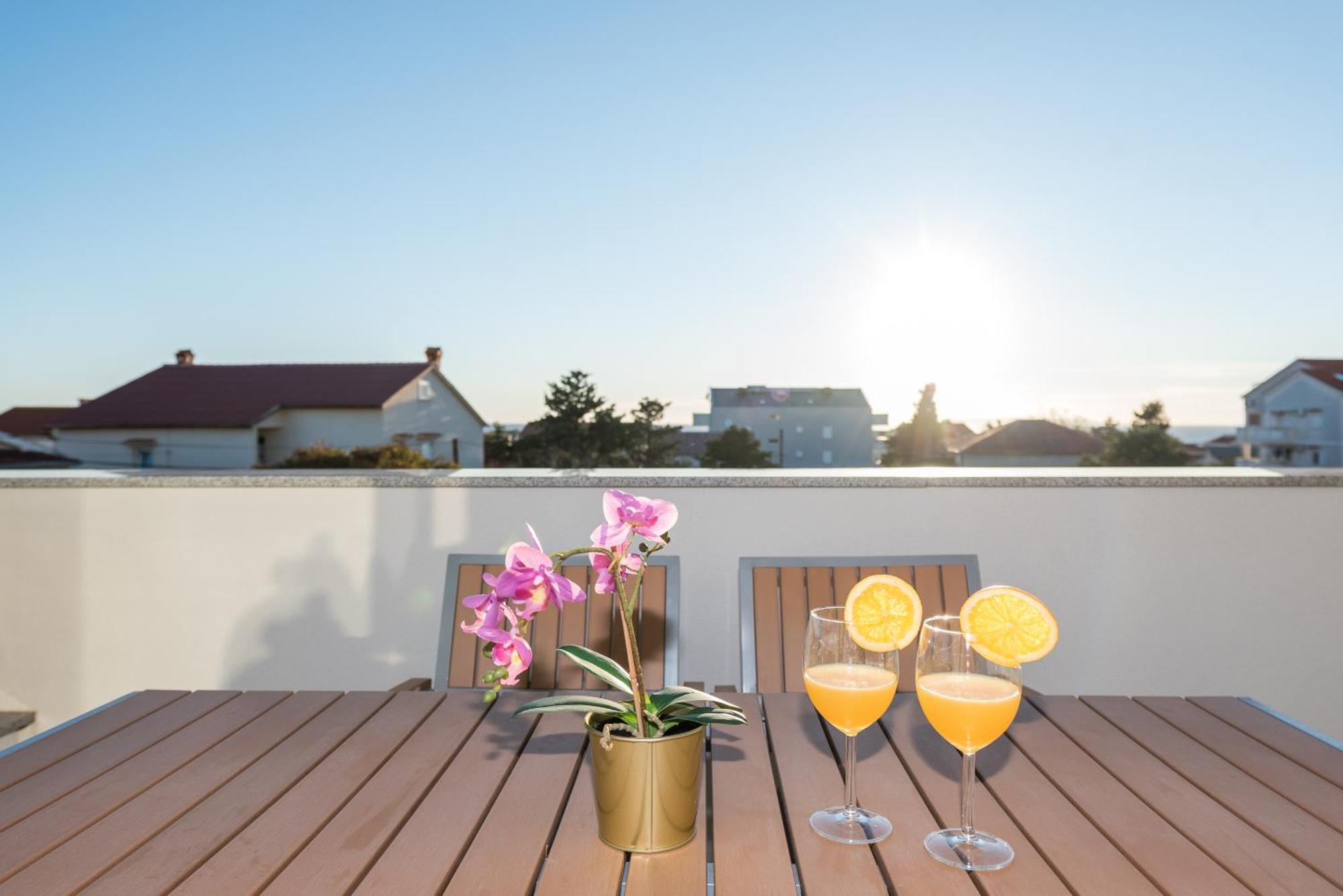 Villa Lena Luxury Apartments Novalja Rom bilde